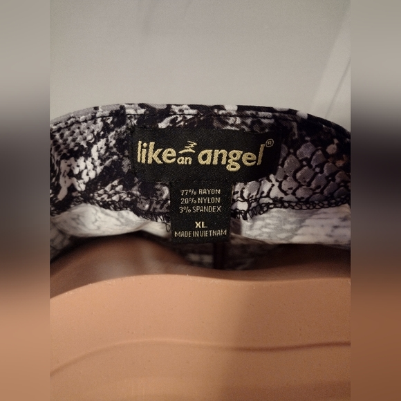 Like an angel 😇 bell bottoms XL brand new WOT - Picture 5 of 7